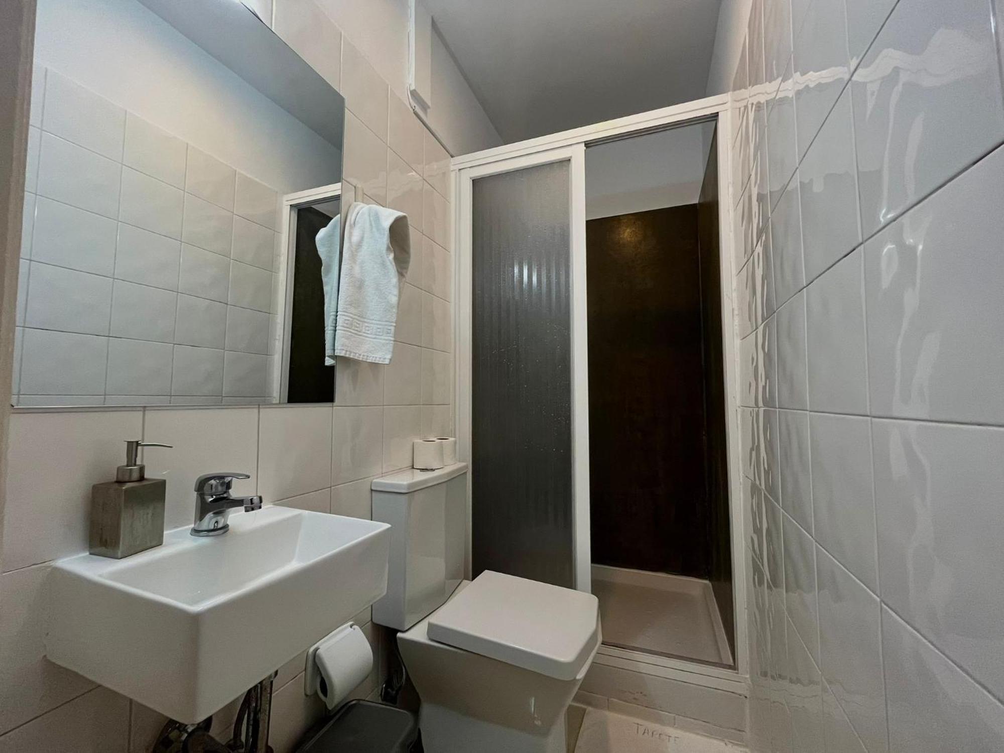2 Bedroom, 2 Bathroom Apartment - Travessa Da Madalena Lisabona Exterior foto