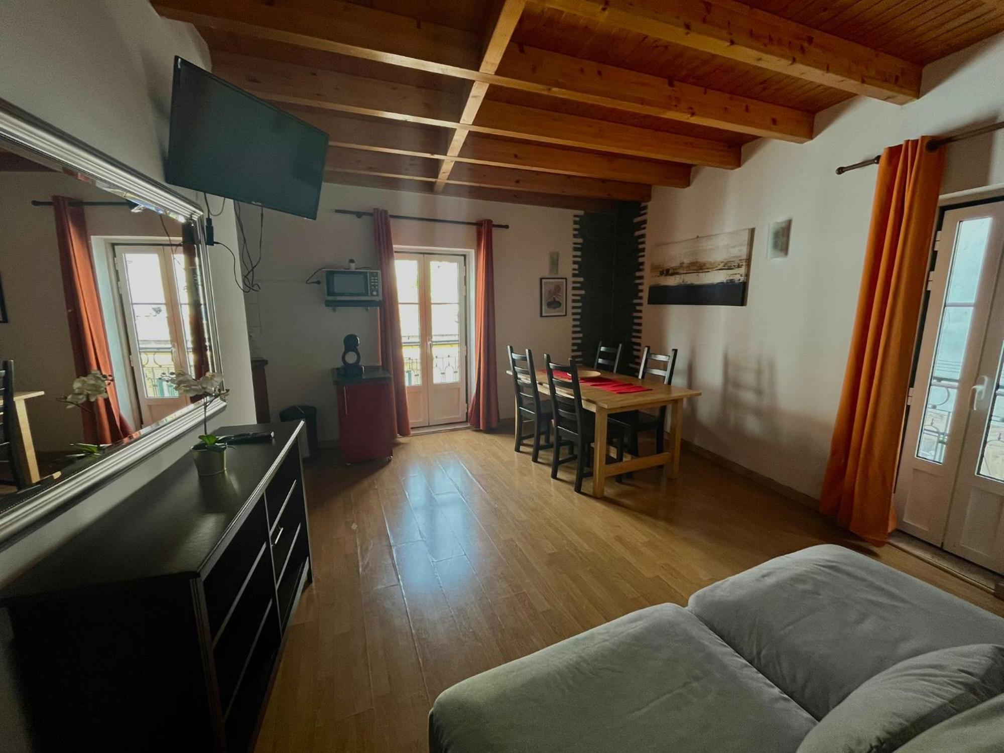 2 Bedroom, 2 Bathroom Apartment - Travessa Da Madalena Lisabona Exterior foto
